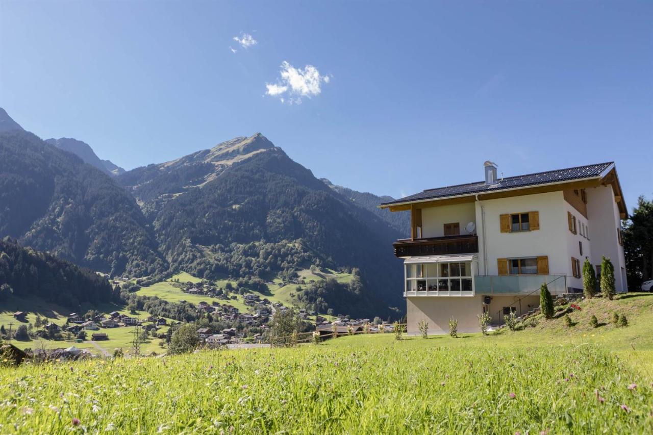 Gaestehaus Laurin Sankt Gallenkirch Bagian luar foto