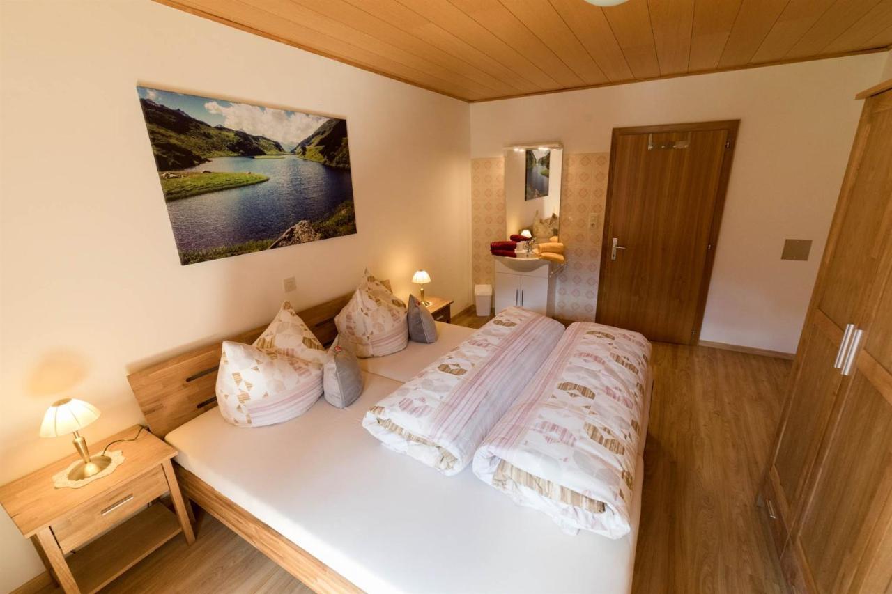 Gaestehaus Laurin Sankt Gallenkirch Bagian luar foto